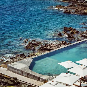 Hotell Les Roches Rouges, A Beaumier